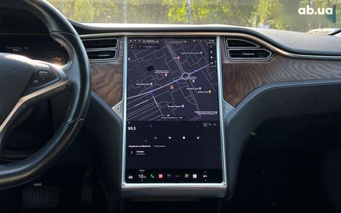 Tesla Model S 2017 - фото 15