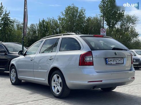 Skoda Octavia 2011 - фото 20