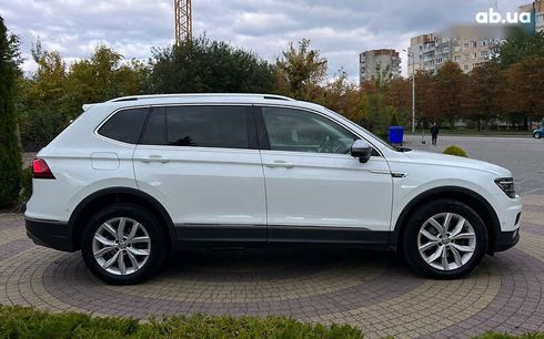 Volkswagen Tiguan 2019 - фото 8