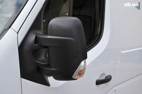 Renault Master 2020 - фото 16