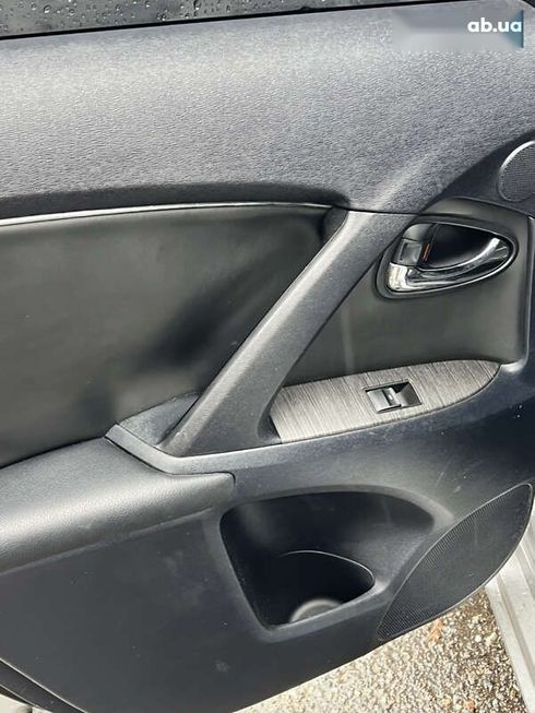 Toyota Avensis 2009 - фото 30