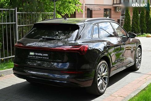 Audi E-Tron 2020 - фото 2