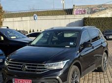 Продажа б/у Volkswagen Tiguan 2021 года - купить на Автобазаре