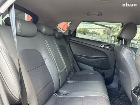 Hyundai Tucson 2019 серый - фото 15