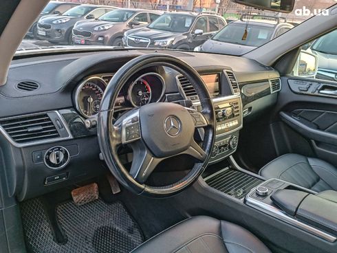 Mercedes-Benz GL-Класс 2015 белый - фото 17