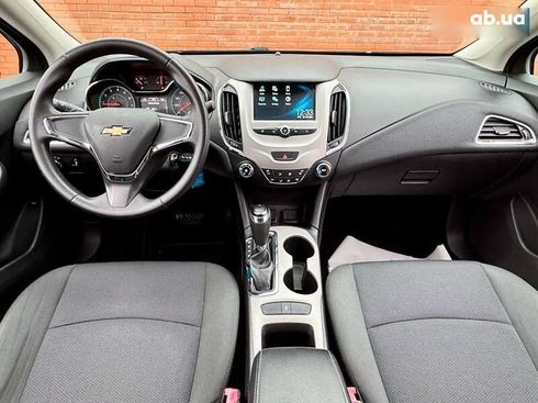 Chevrolet Cruze 2017 - фото 17