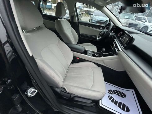 Kia K5 2021 - фото 28