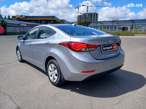 Hyundai Elantra 2015 серый - фото 7