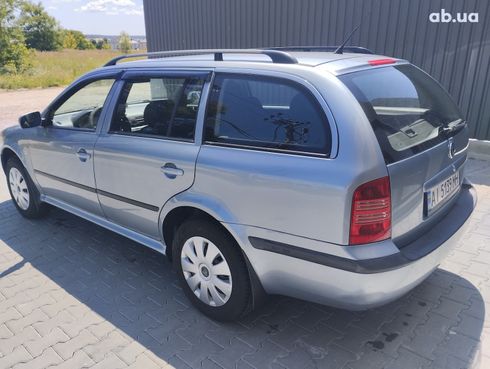 Skoda Octavia 2001 серый - фото 4