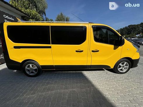 Renault Trafic 2017 - фото 14