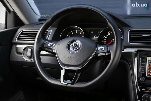 Volkswagen Passat 2018 - фото 16