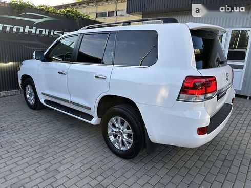 Toyota Land Cruiser 2019 - фото 25