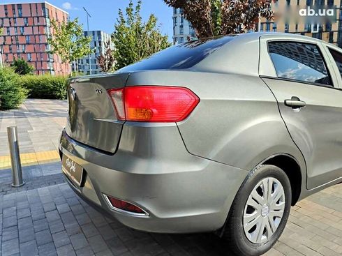 Geely GC5 2014 - фото 20