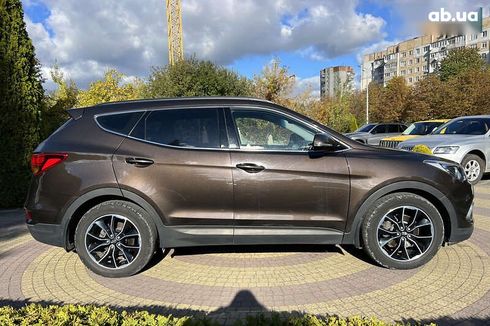 Hyundai Santa Fe 2017 - фото 8