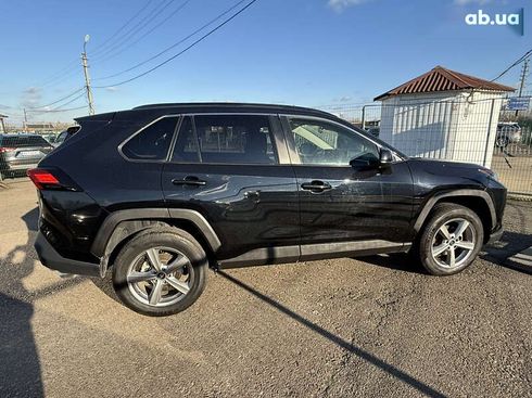 Toyota RAV4 2018 - фото 7