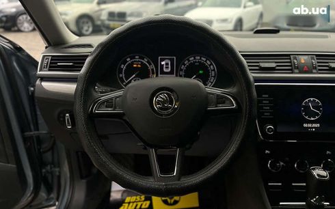 Skoda Superb 2018 - фото 16