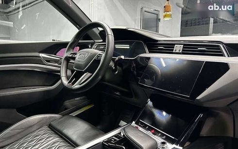 Audi E-Tron 2022 - фото 18