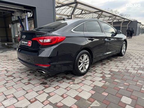 Hyundai Sonata 2016 черный - фото 4