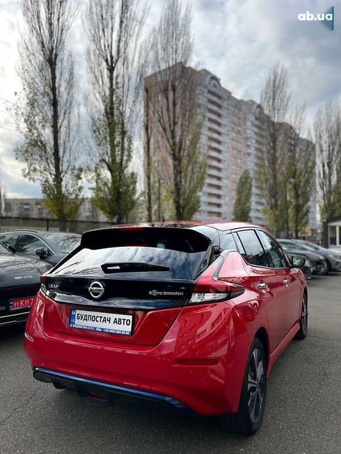 Nissan Leaf 2019 - фото 11