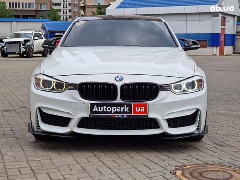 BMW 3 серия 2014 белый - фото 2