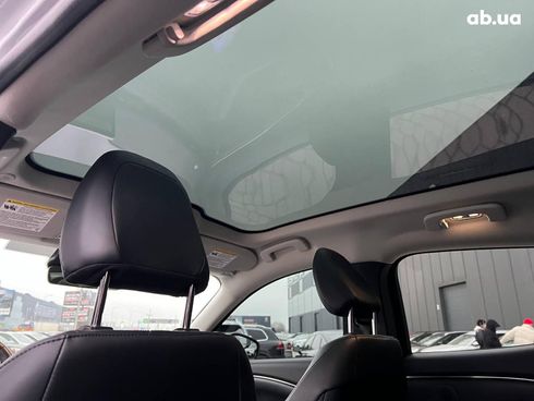 Ford Mustang Mach-E 2022 белый - фото 33