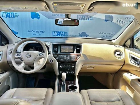 Nissan Pathfinder 2015 - фото 17