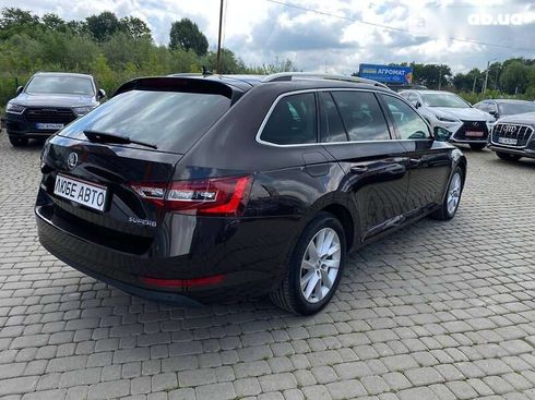 Skoda Superb 2019 - фото 7