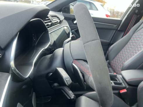 Audi RS Q3 2022 - фото 23