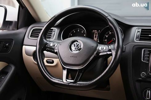 Volkswagen Jetta 2017 - фото 16