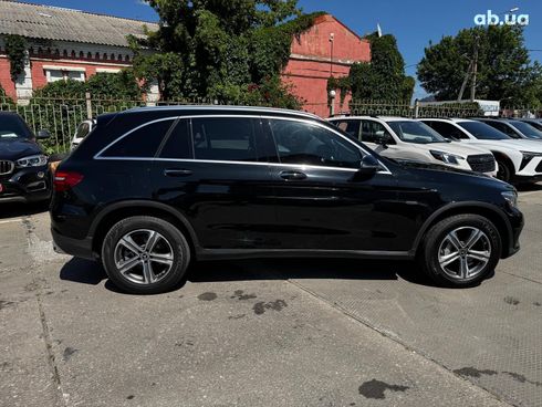 Mercedes-Benz GLC-Класс 2018 черный - фото 11