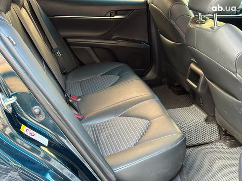 Toyota Camry 2018 черный - фото 22