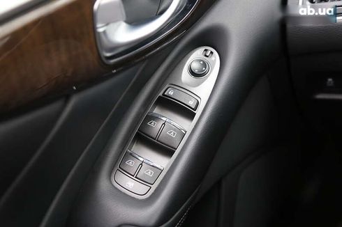 Infiniti Q50 2017 - фото 25