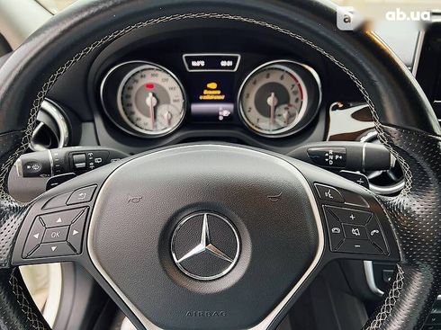Mercedes-Benz GLA 250 2015 - фото 12