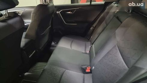Toyota RAV4 2022 - фото 7