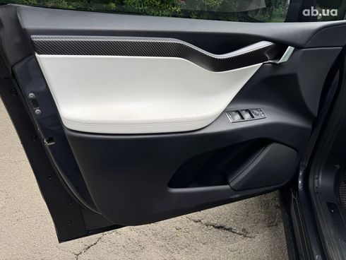 Tesla Model X 2018 серый - фото 14