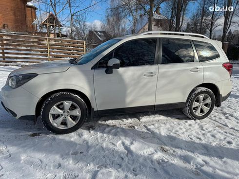 Subaru Forester 2015 белый - фото 10