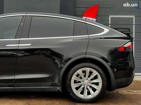 Tesla Model X 2019 - фото 6