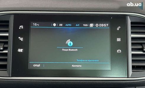 Peugeot 308 2018 - фото 29