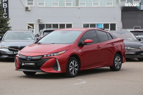 Toyota Prius 2016 - фото 3