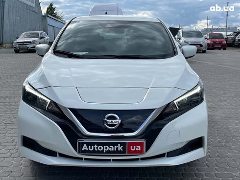 Nissan Leaf 2021 белый - фото 2