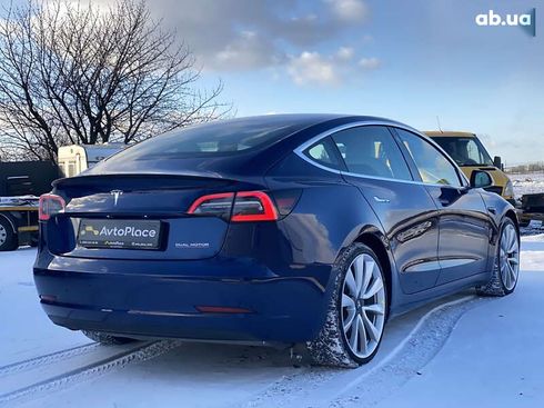 Tesla Model 3 2019 - фото 9