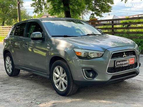 Mitsubishi Outlander 2015 серый - фото 5