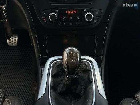 Opel Insignia 2011 - фото 21