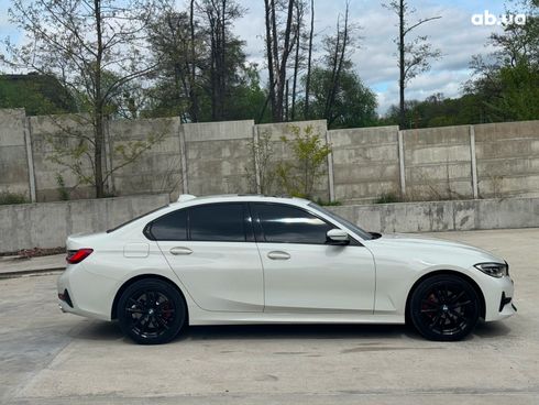 BMW 3 серия 2019 белый - фото 4