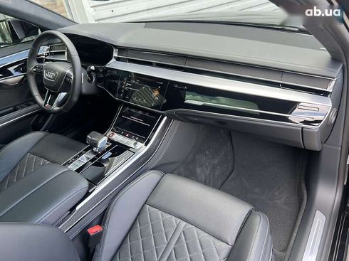 Audi S8 2022 - фото 25