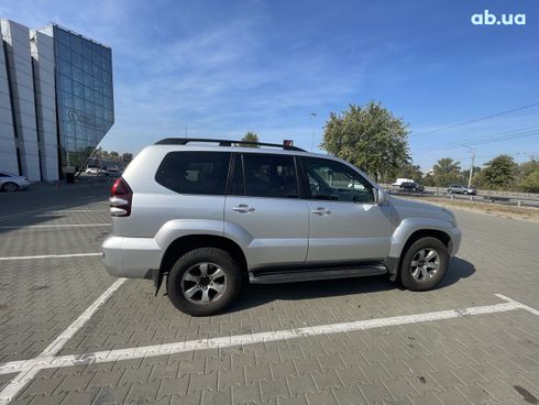 Toyota Land Cruiser Prado 2008 серебристый - фото 3