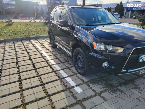 Mitsubishi Outlander XL 2012 черный - фото 7