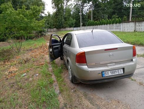 Opel Vectra 2003 серебристый - фото 17