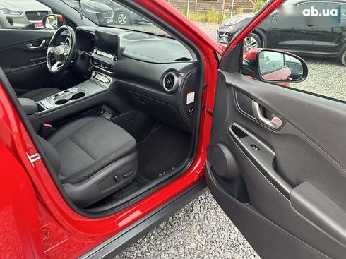 Hyundai Kona Electric 2021 - фото 23