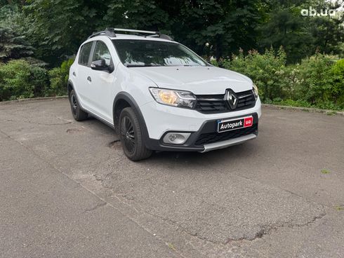 Renault Sandero 2020 белый - фото 3